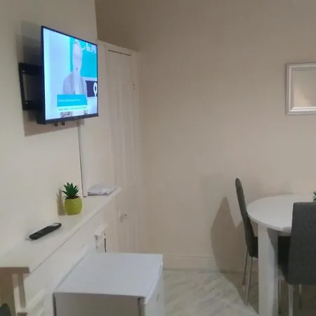 Spacious Near Centre * מנצ'סטר