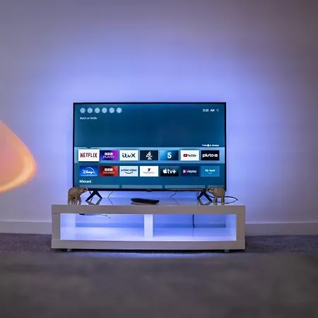 A Spacious 2 Bed With A River And Cascade View, Imaya Nights, M3 Lägenhet