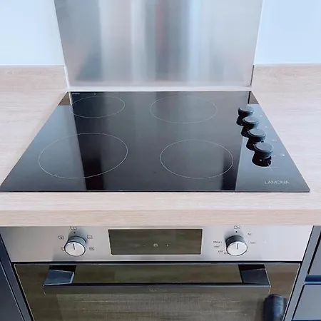 Pensión Modern House