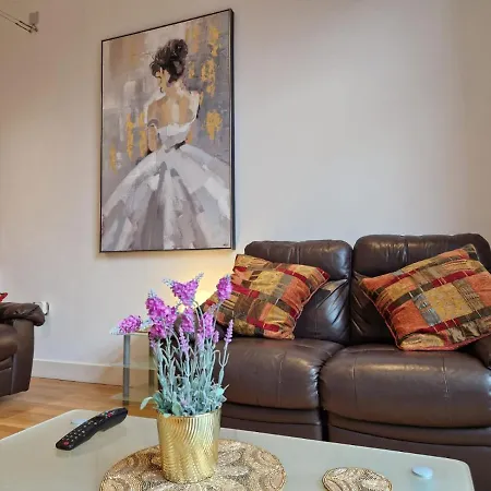 2 Bed, 2 Bath Apt, Northern Qrtr マンチェスター
