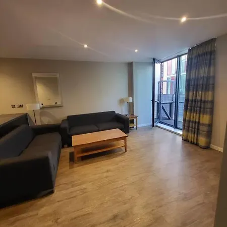 Fantastic 2 Bedroom Μάντσεστερ