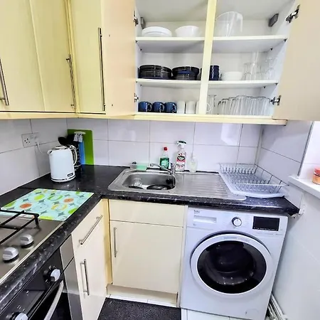 Comfortable House Near Etihad - Sleep Rest Manchester