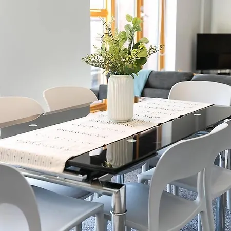 Floor 2 Bedroom Penthouse * Μάντσεστερ