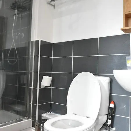 En-suite With Free Parking Accommodatie bij particulieren Manchester
