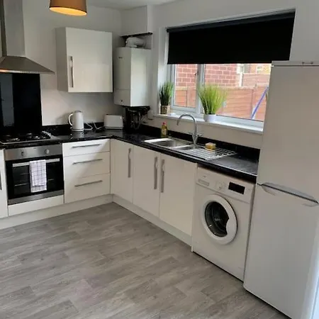 Contractor Stays By Furnished - Free Parking Manchester