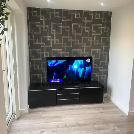 Eaglet Luxury بيت للعطل *