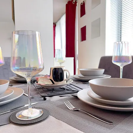Discover The Ruby Your Ultimate From Free Parking In Perfect For Long Or Short Stays Relocations And Contractors Private Parking Free Wifi Near Centre