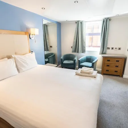 The Waterside And Leisure Club Hotel 3*