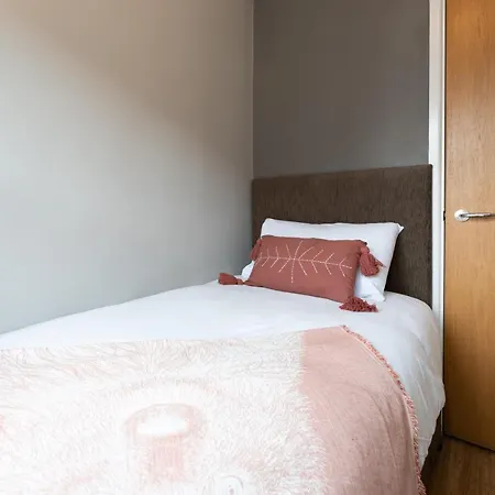 Lejlighedshotel High Street Town House 4*