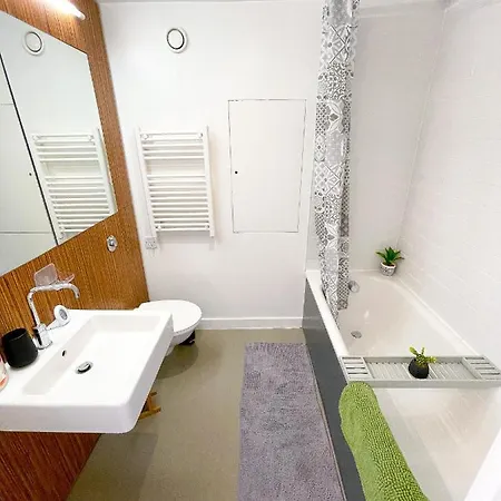 Apartmán Discover The Ruby Your Ultimate From Free Parking In Perfect For Long Or Short Stays Relocations And Contractors Private Parking Free Wifi Near Centre Manchester
