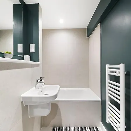 Skygardens - Stylish Duplex - Roof Garden מנצ'סטר