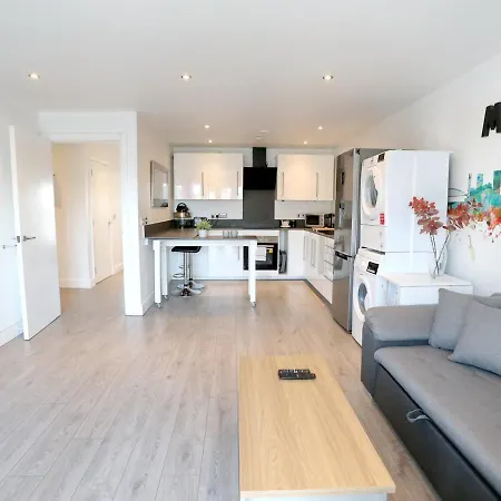 Openplan Stylish Flat - 10mins To Man Oxford Rd - Pass The Keys Apartment