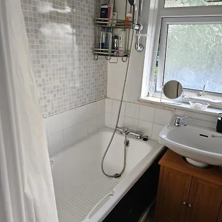 Axel 3 Pensión Mánchester