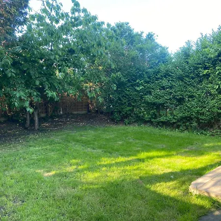 Half Mile To Etihad Stadium & Coop Arena, Free Parking, 6 Ppl