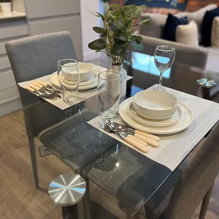 Central Mcr Apt Near Ao Arena & Trains Hotel Manchester