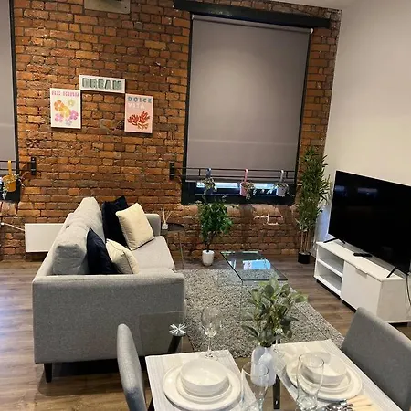 Central Mcr Apt Near Ao Arena & Trains