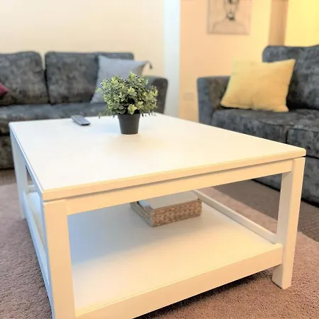 Mosh Homes 01 Lägenhet