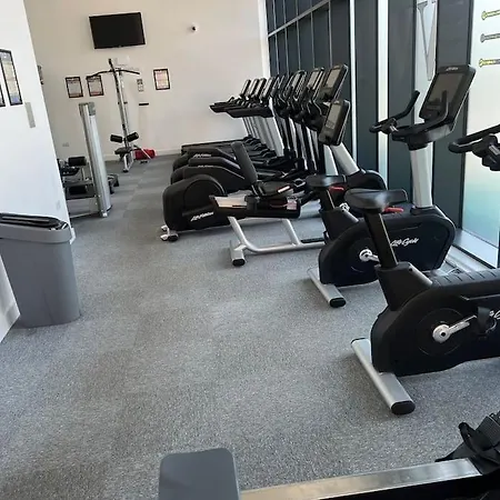 Апартаменты 2 Bed Apartment, Gym Манчестер
