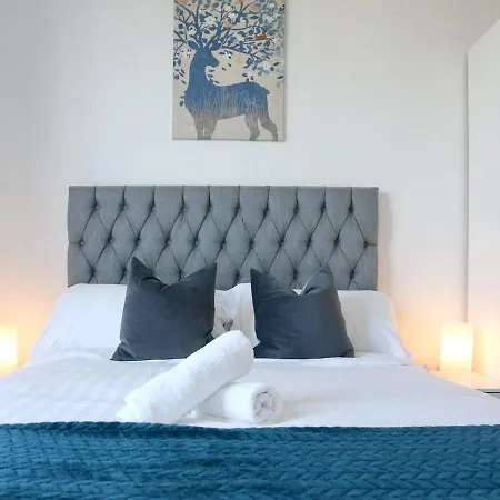 Pass The Keys Free Parking Penthouse Weeklymonthly Discounts Apartamento Mánchester