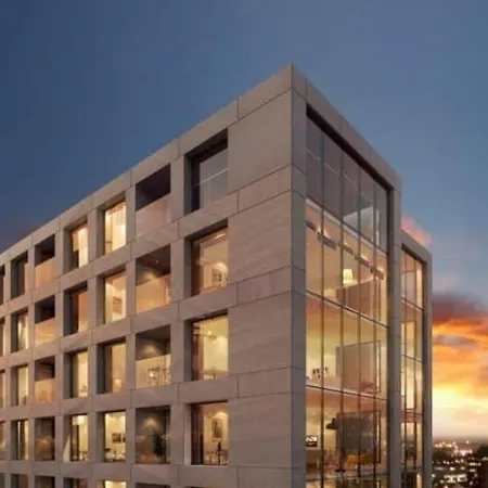 דירה Luxury 2 Bedroom En-suite Balcony Views