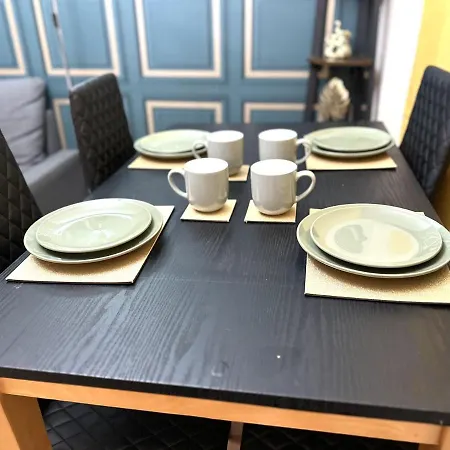 Cozy 1 Bedroom In The Location In Centre *