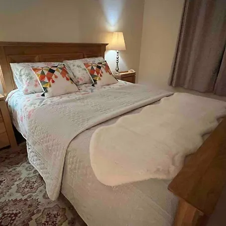 2 Bedroom Flat In Ardwick