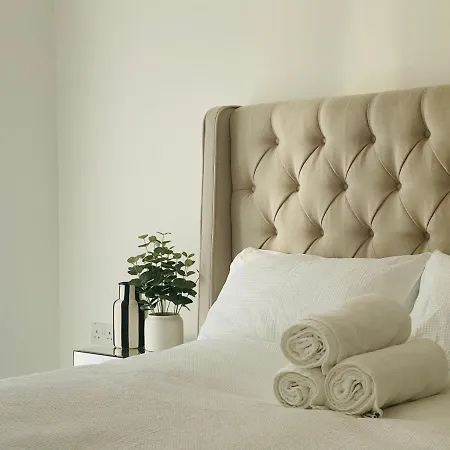 בית אירוח Stylish New Built *