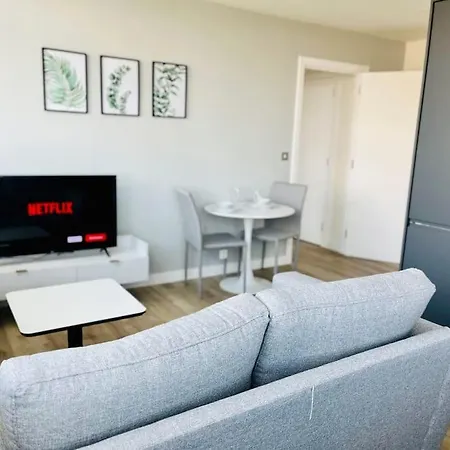 Апартаменты Cosy One Bed In Old Trafford