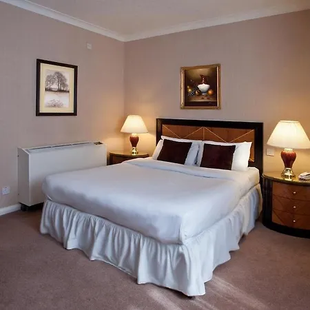 Britannia Centre 3*