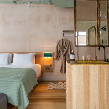 Hotel The Alan
