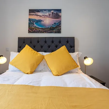 Contemporary 3 Bedrooms Апартаменты Манчестер