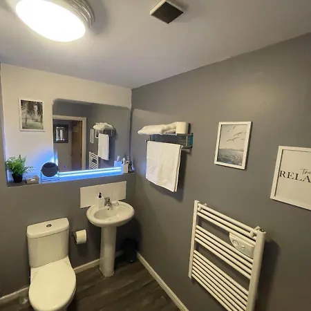 Cityfront Cosy Near Centre & Etihad Stadium, Free Parking