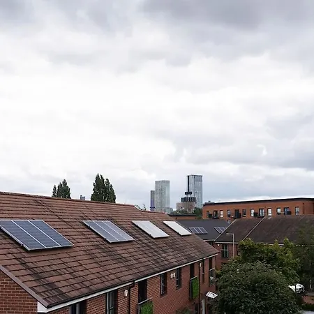 6 Beds 3 Bathroom House Close To Mcr City Centre * Manchester