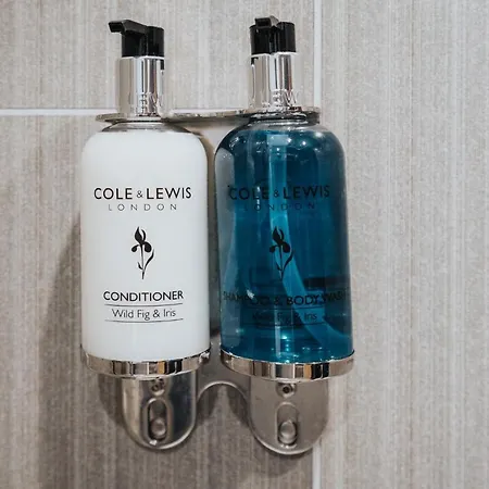 Lägenhet Brimmond Homes - Nr To Univ, Hospitals, O2 Apollo, Plab & 7 Mins To Centre - Stylish, Modern & Secure 2 Bed, 2 Bath With Allocated Free Parking