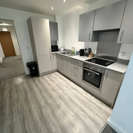 Xl 2 Bed Mcr Sleeps 7 Apartman *