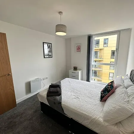 Apartamento Super Mcr 1 Bed + Balcony Mánchester