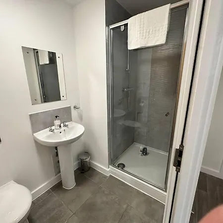 Super Mcr 1 Bed + Balcony *