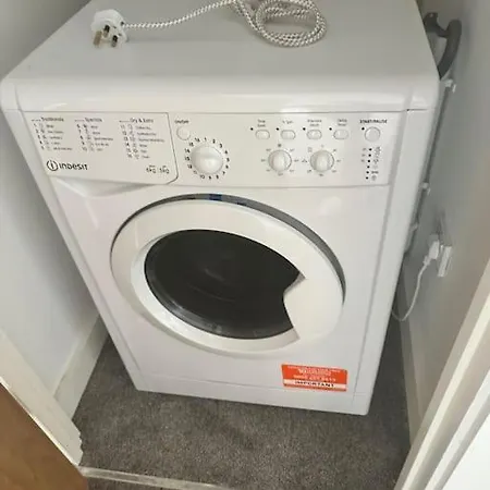 Fab, Spacious Studio+balcony Mcr Apartment Manchester