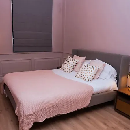 Luxurious Stunning 2bedroom Apartamento