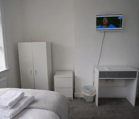 Elsham Gardens - Shared Facilities *