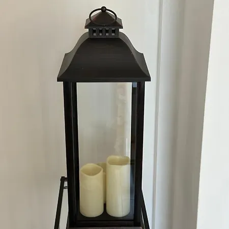 Appartement 2 Bedroom Flat Close To City, Stadium And Coop Arena *