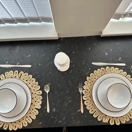 2 Bedroom Flat Close To City, Stadium And Coop Arena Appartement Manchester