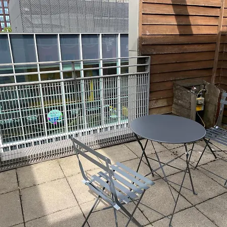 Mordern In Center Appartement *