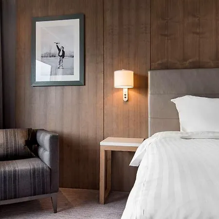 Radisson Blu Manchester. Airport Hotel 4*