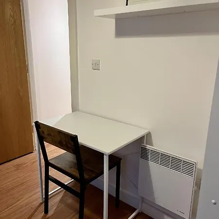 Cosy, Bright And Flat For Work And Hotel *