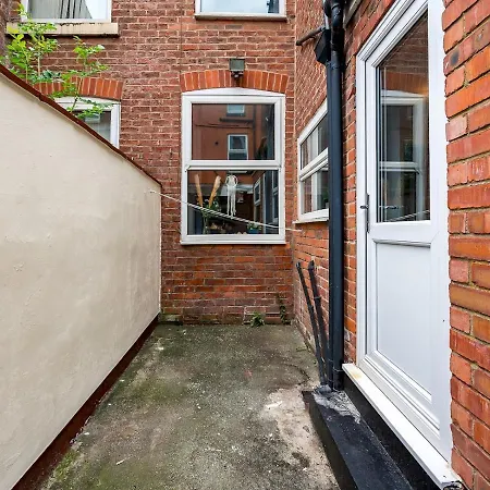 Holiday home Pass The Keys Chic 3-bed In Near Media City & Old Trafford