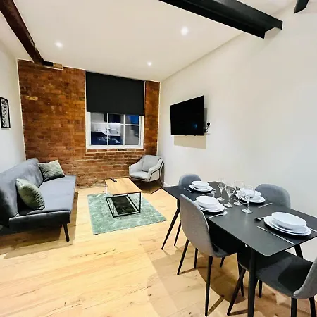 Apartamento Stunning 2 Bedroom In The Centre