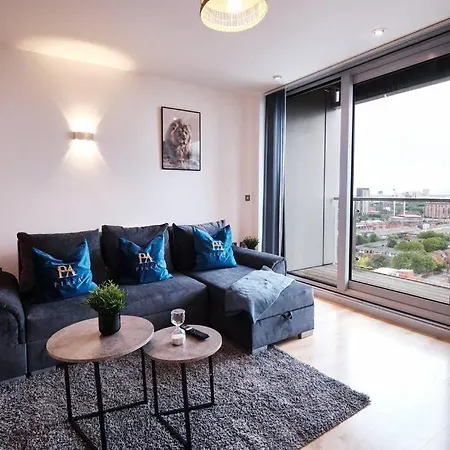 Pluxa Nordic Sky - Spacious Gem 2bed 2bath, & Free Parking