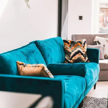 Nyaraló Luxurious 3 Bed Home, Free Parking Manchester