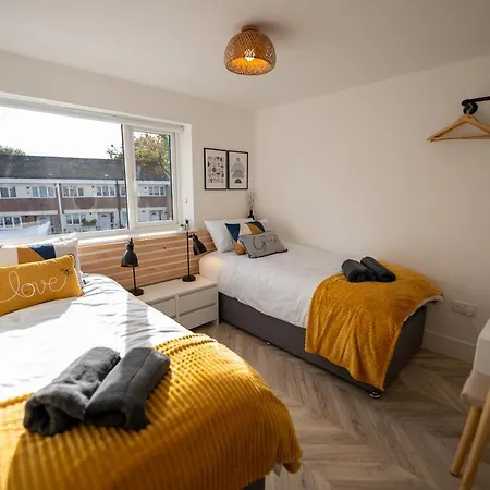 Exquisite 6 Bedroom Luxury